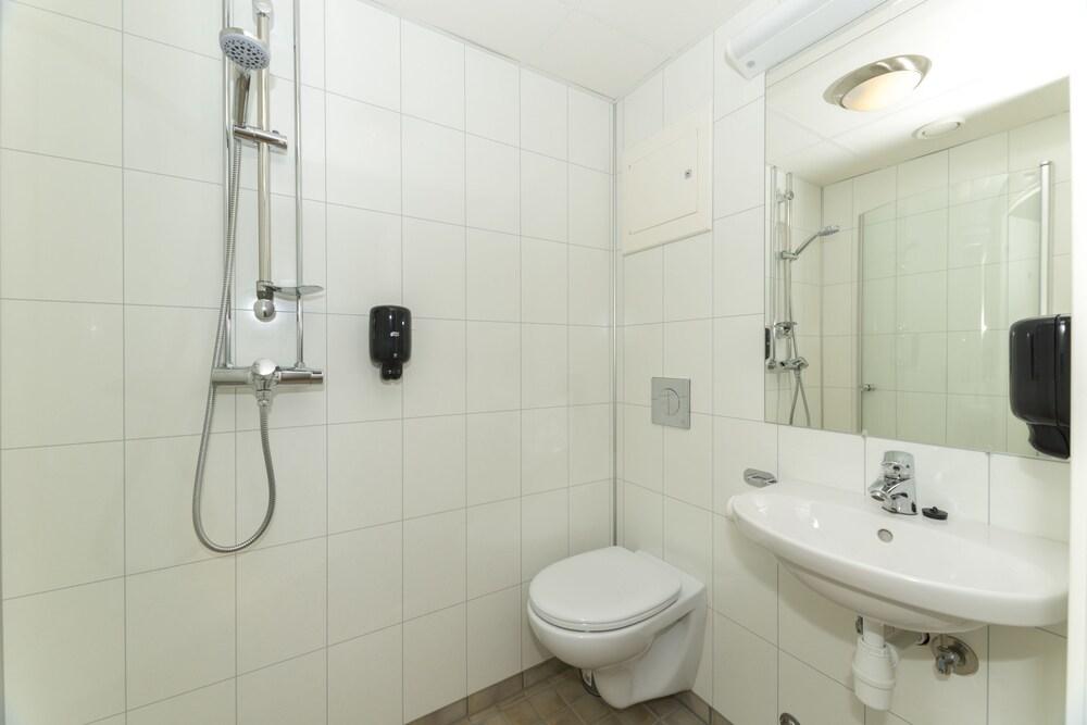 סבולבאר Hotel Aurora מראה חיצוני תמונה